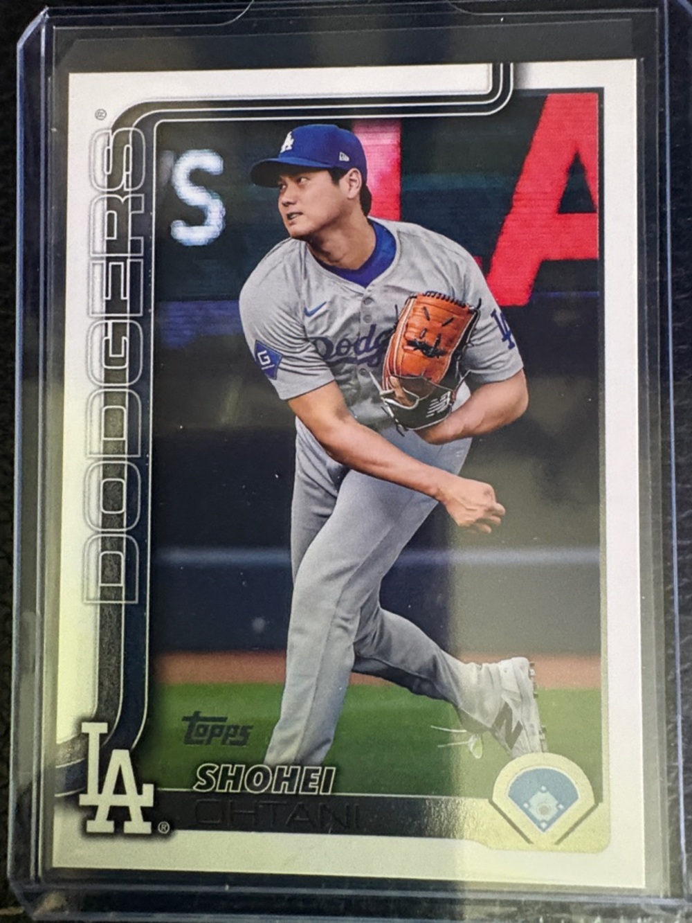 2025 Topps Shohei Ohtani Los Angeles Dodgers Baseball Card